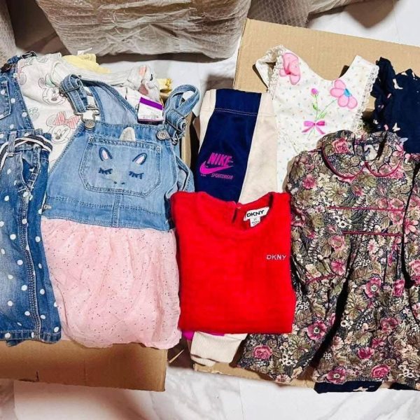 Children's Clothing Pallets Mixed styles and sizes 300 items per pallet